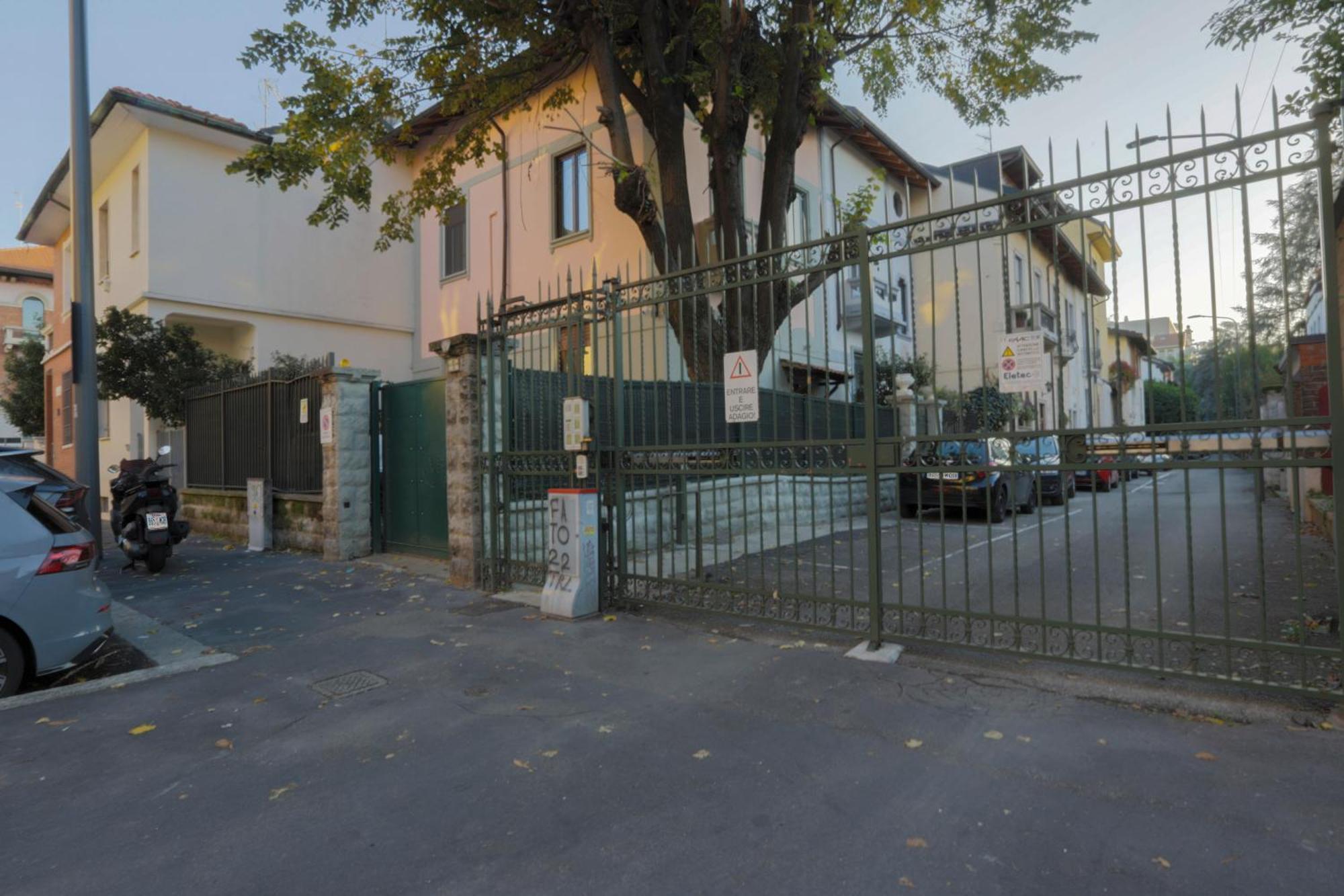 Fiera Milano-City Life Free Parking Villa Anglia' S Bridge Buitenkant foto
